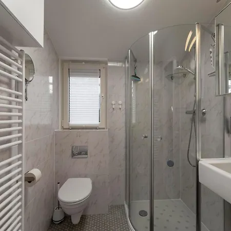 Tatil Evi Near